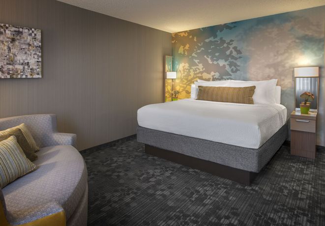 Imagen de la habitación del Hotel Courtyard By Marriott Cleveland Westlake. Foto 10