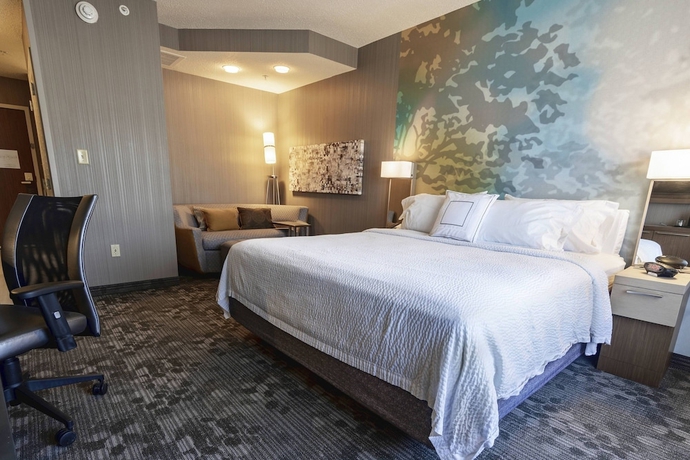 Imagen de la habitación del Hotel Courtyard By Marriott Cleveland Willoughby. Foto 2