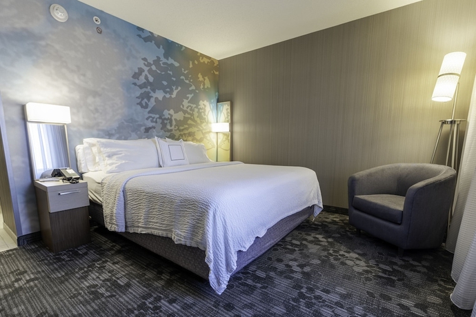 Imagen de la habitación del Hotel Courtyard By Marriott Cleveland Willoughby. Foto 6