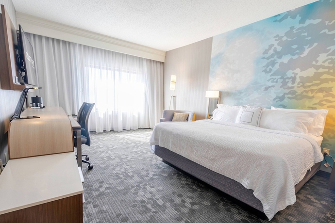 Imagen de la habitación del Hotel Courtyard By Marriott Cleveland Willoughby. Foto 11