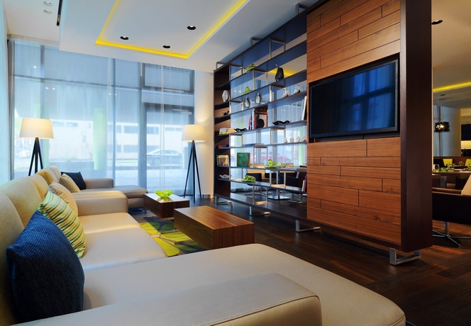 Imagen del bar/restaurante del Hotel Courtyard By Marriott Cologne. Foto 4