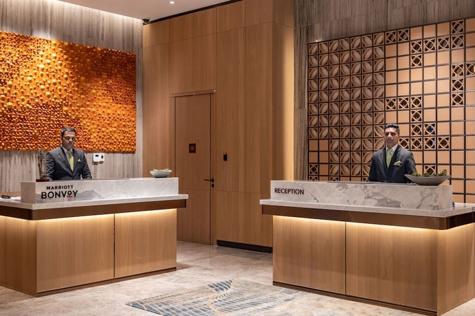 Imagen de los interiores del Hotel Courtyard By Marriott Colombo. Foto 15