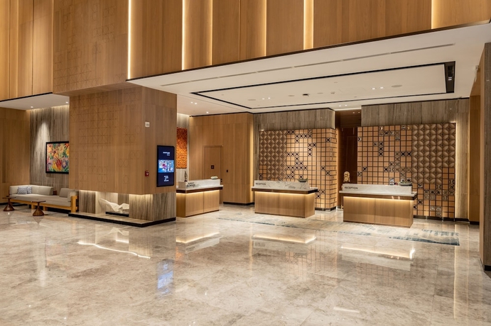 Imagen de los interiores del Hotel Courtyard By Marriott Colombo. Foto 16