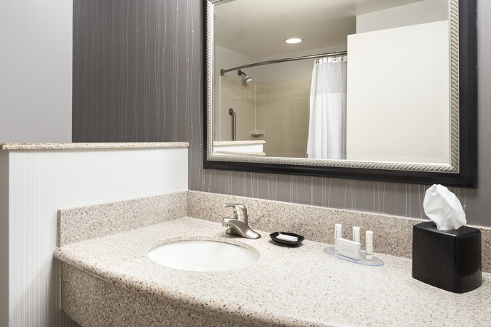 Imagen de la habitación del Hotel Courtyard By Marriott Columbia Missouri. Foto 10