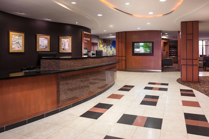 Imagen de los interiores del Hotel Courtyard By Marriott Columbia Missouri. Foto 16