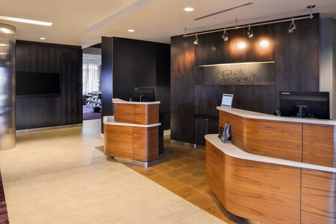 Imagen de los interiores del Hotel Courtyard By Marriott Columbus Grove City. Foto 18
