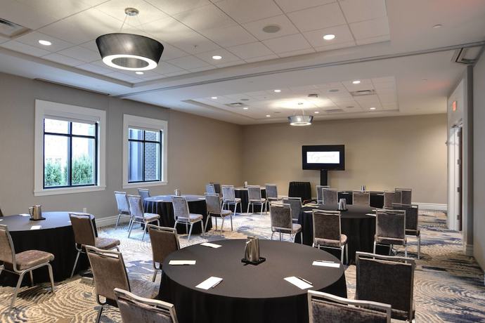 Imagen de los interiores del Hotel Courtyard By Marriott Columbus Osu. Foto 13