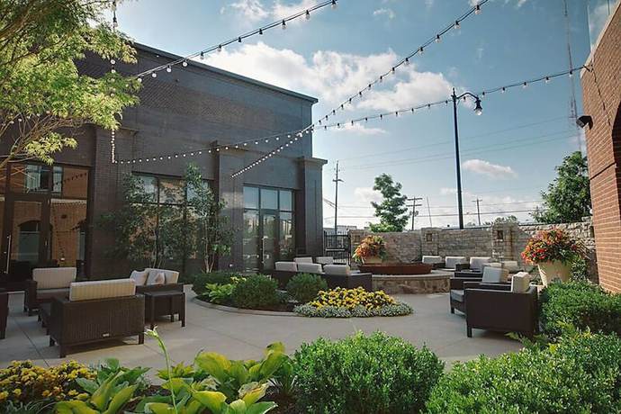 Imagen de los exteriores del Hotel Courtyard By Marriott Columbus Osu. Foto 10