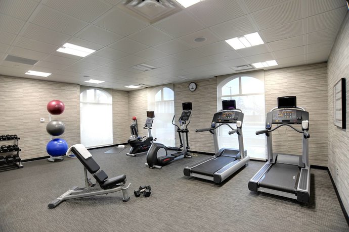 Imagen de los interiores del Hotel Courtyard By Marriott Columbus Osu. Foto 14