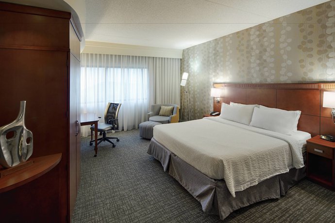 Imagen de la habitación del Hotel Courtyard By Marriott Columbus West/hilliard. Foto 8