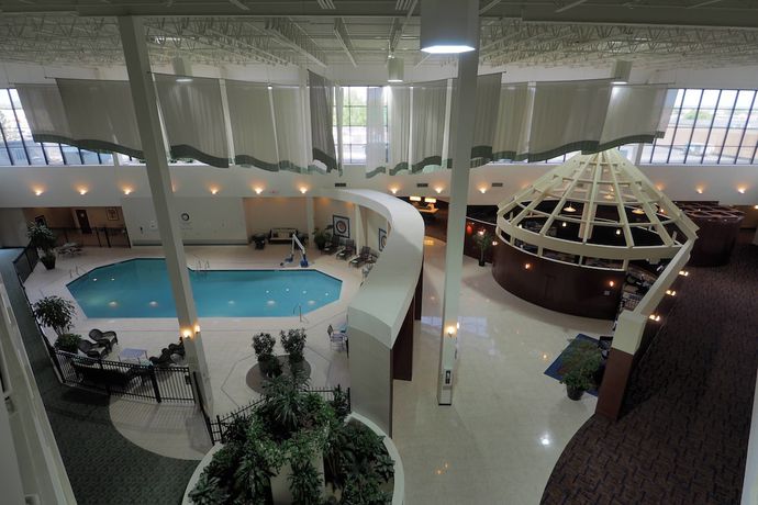 Imagen de la piscina del Hotel Courtyard By Marriott Columbus West/hilliard. Foto 19