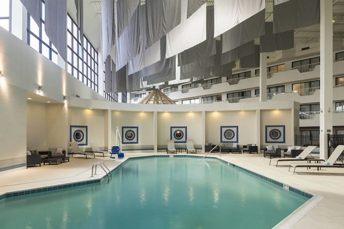 Imagen de la piscina del Hotel Courtyard By Marriott Columbus West/hilliard. Foto 20