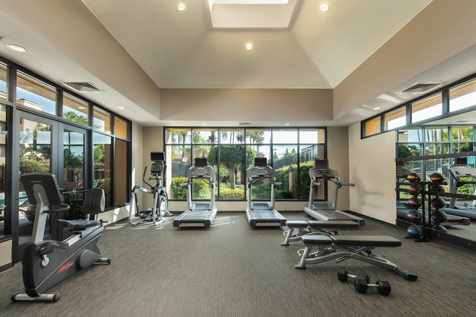 Imagen de los interiores del Hotel Courtyard By Marriott Costa Mesa South Coast Metro. Foto 18
