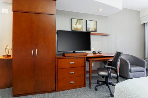 Imagen de la habitación del Hotel Courtyard By Marriott Dallas Arlington South. Foto 7