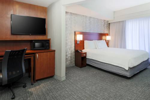 Imagen de la habitación del Hotel Courtyard By Marriott Dallas Arlington South. Foto 9