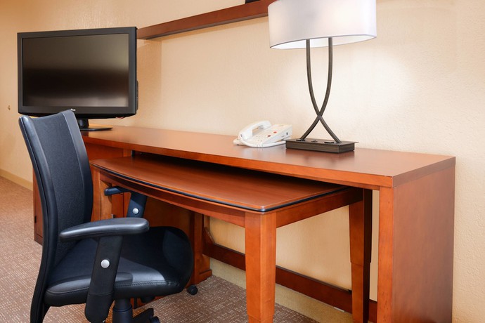 Imagen de la habitación del Hotel Courtyard By Marriott Dallas Arlington/entertainment Dist. Foto 14