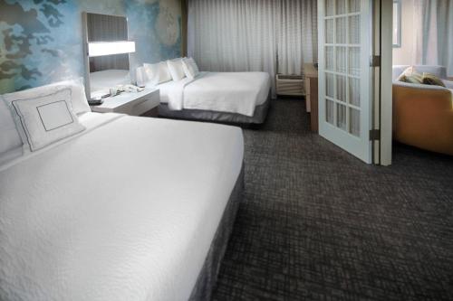 Imagen de la habitación del Hotel Courtyard By Marriott Dallas Dfw Airport North/irv. Foto 18