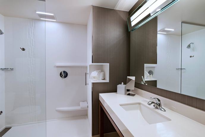 Imagen de la habitación del Hotel Courtyard By Marriott Dallas Grand Prairie. Foto 9