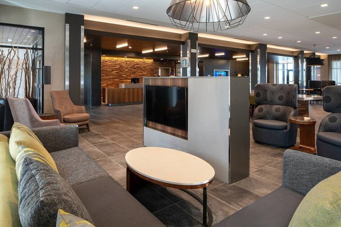 Imagen de los interiores del Hotel Courtyard By Marriott Dallas Grand Prairie. Foto 17