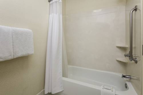 Imagen de la habitación del Hotel Courtyard By Marriott Dallas - Lewisville. Foto 11
