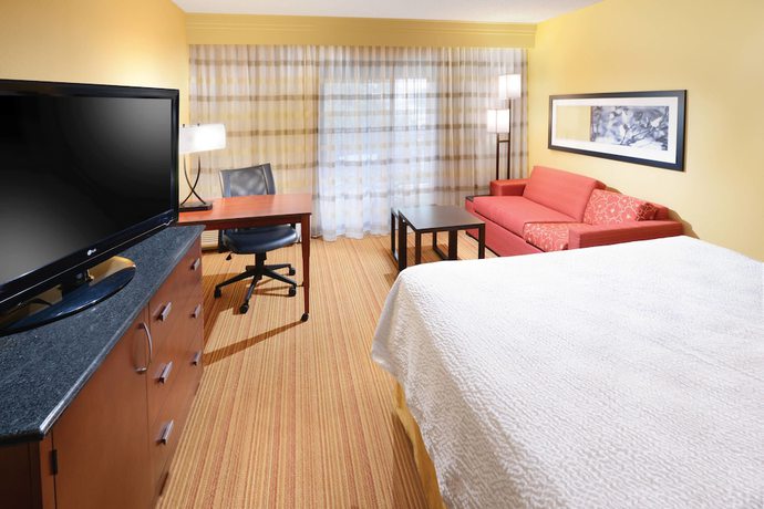 Imagen de la habitación del Hotel Courtyard By Marriott Dallas Plano In Legacy Park. Foto 9