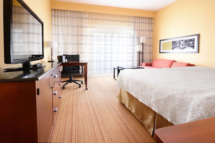 Imagen de la habitación del Hotel Courtyard By Marriott Dallas Plano In Legacy Park. Foto 11