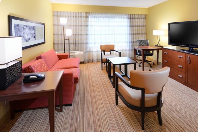 Imagen de la habitación del Hotel Courtyard By Marriott Dallas Plano In Legacy Park. Foto 14