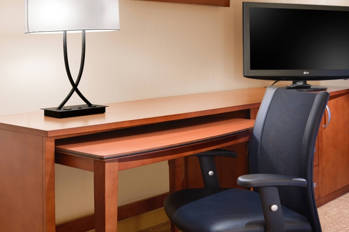 Imagen de la habitación del Hotel Courtyard By Marriott Dallas Plano Parkway At Preston Road. Foto 12