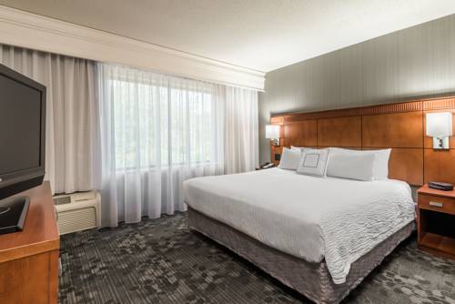 Imagen de la habitación del Hotel Courtyard By Marriott Danbury. Foto 9