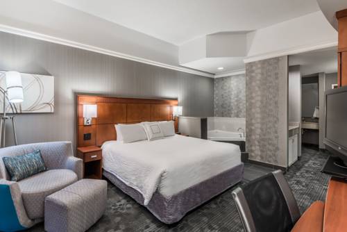 Imagen de la habitación del Hotel Courtyard By Marriott Danbury. Foto 11