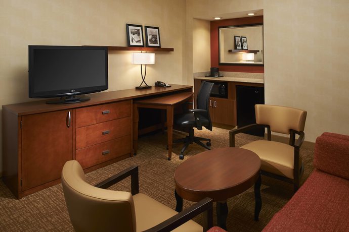 Imagen de la habitación del Hotel Courtyard By Marriott Dayton South. Foto 11