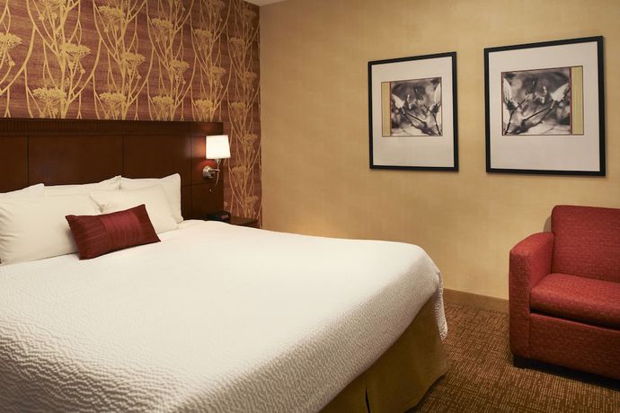 Imagen de la habitación del Hotel Courtyard By Marriott Dayton South. Foto 12