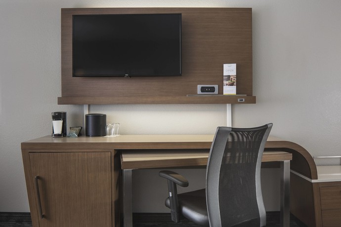 Imagen de la habitación del Hotel Courtyard By Marriott Daytona Beach Speedway/airport. Foto 6
