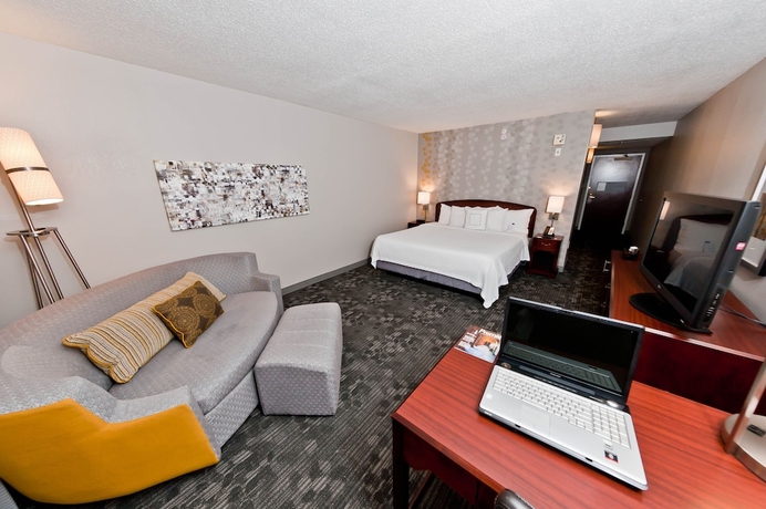 Imagen de la habitación del Hotel Courtyard By Marriott Decatur. Foto 4