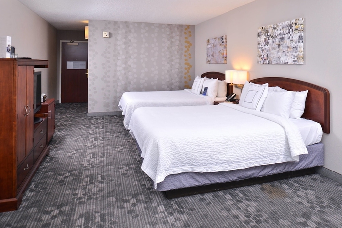Imagen de la habitación del Hotel Courtyard By Marriott Decatur. Foto 8