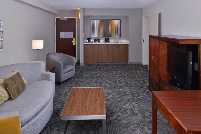 Imagen de la habitación del Hotel Courtyard By Marriott Decatur. Foto 13