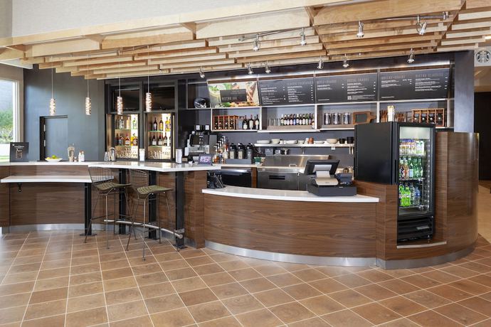 Imagen del bar/restaurante del Hotel Courtyard By Marriott Deland Historic Downtown. Foto 2