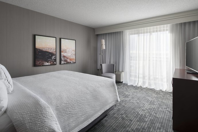 Imagen de la habitación del Hotel Courtyard By Marriott Denver Airport. Foto 3