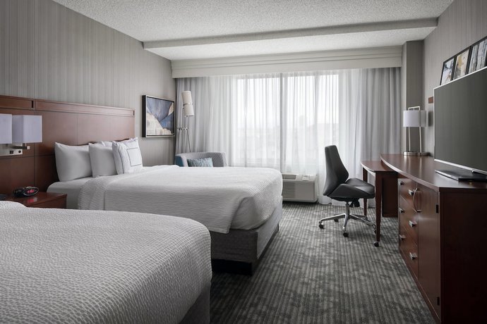 Imagen de la habitación del Hotel Courtyard By Marriott Denver Airport. Foto 5