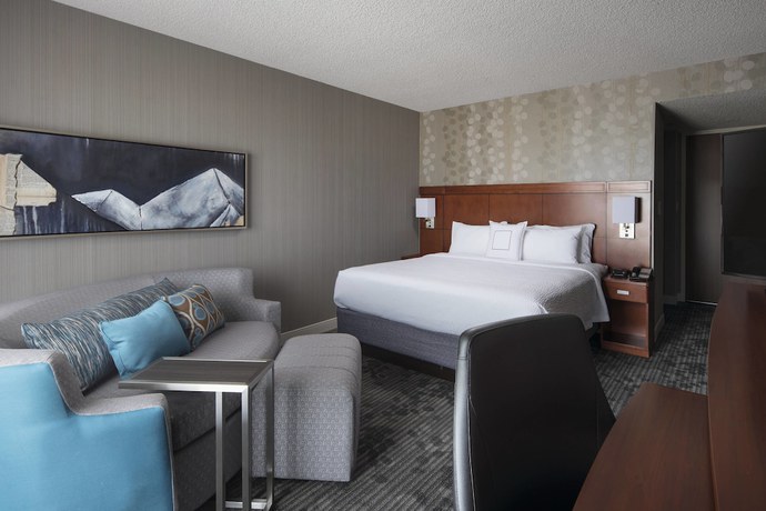 Imagen de la habitación del Hotel Courtyard By Marriott Denver Airport. Foto 12