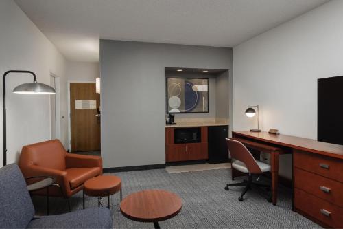 Imagen general del Hotel Courtyard By Marriott Denver Central Park. Foto 7