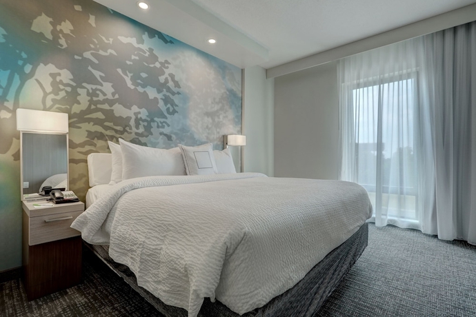 Imagen de la habitación del Hotel Courtyard By Marriott Deptford. Foto 6