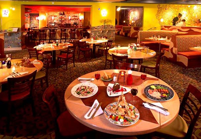 Imagen del bar/restaurante del Hotel Courtyard By Marriott Detroit Downtown. Foto 3