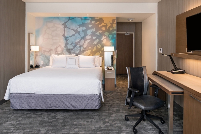Imagen de la habitación del Hotel Courtyard By Marriott Detroit Farmington. Foto 14