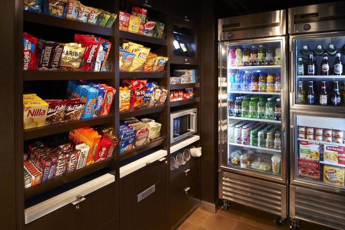 Imagen del bar/restaurante del Hotel Courtyard By Marriott Detroit Livonia. Foto 2
