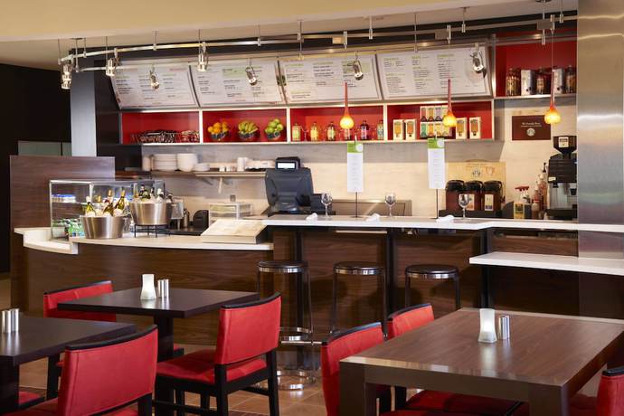 Imagen del bar/restaurante del Hotel Courtyard By Marriott Detroit Livonia. Foto 3
