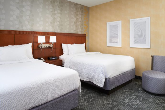 Imagen de la habitación del Hotel Courtyard By Marriott Detroit Livonia. Foto 8