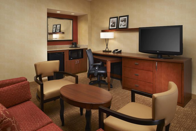 Imagen general del Hotel Courtyard By Marriott Detroit Metropolitan Airport Romulus. Foto 3