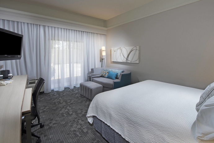 Imagen de la habitación del Hotel Courtyard By Marriott Dothan. Foto 14