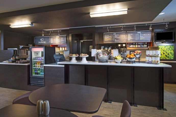 Imagen del bar/restaurante del Hotel Courtyard By Marriott Dothan. Foto 4